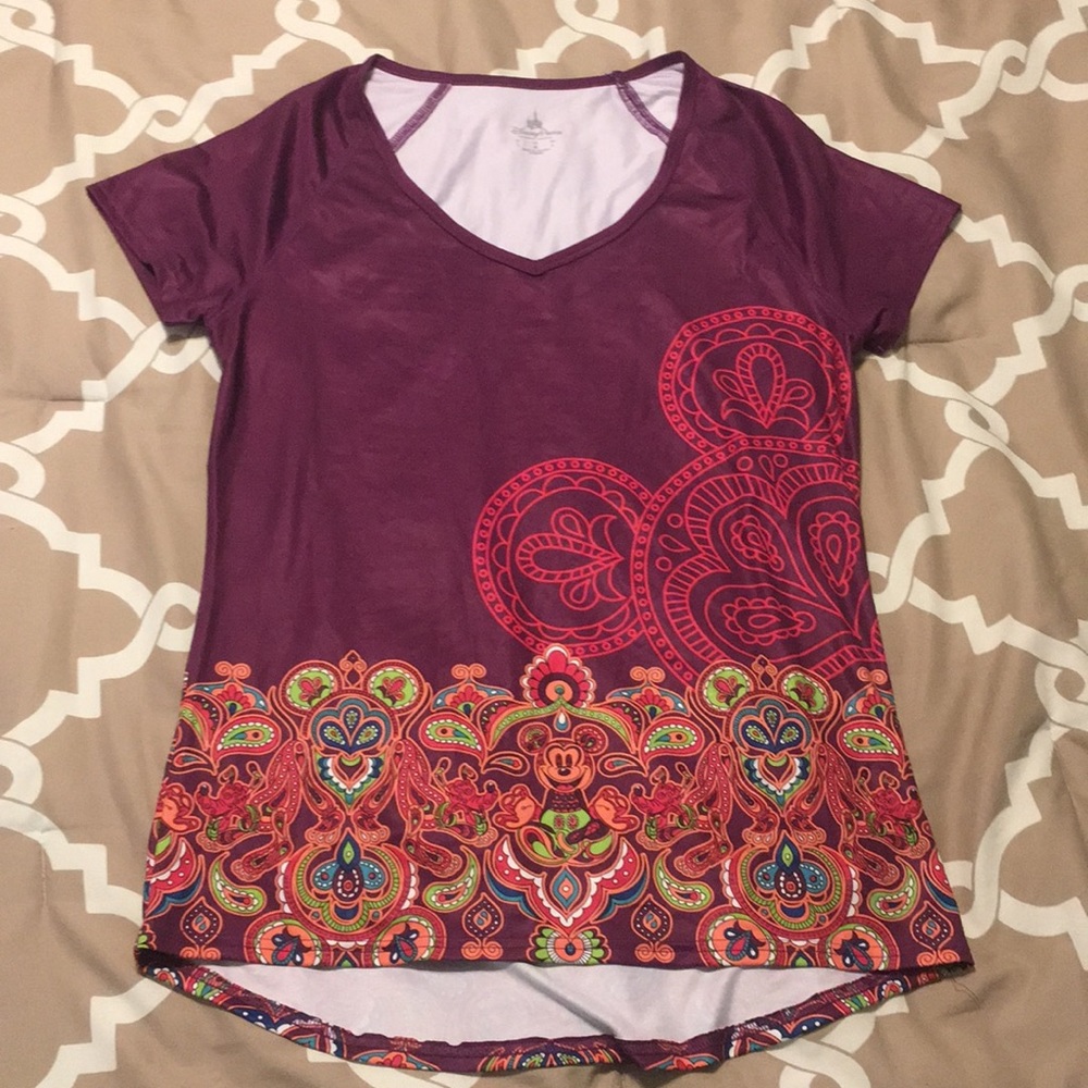 ✨ Disney parks dry fit fitted tee✨